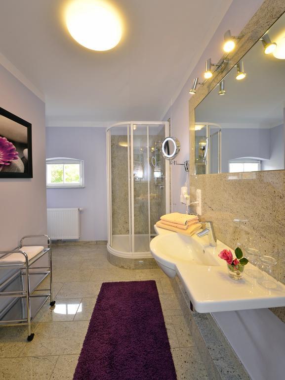Landhotel Schwarzes Ross Steinsfeld Номер фото