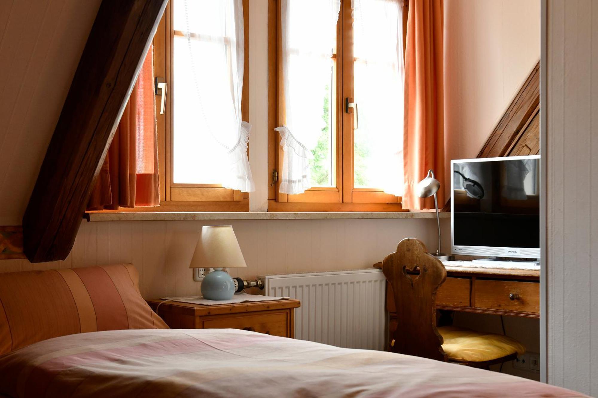 Landhotel Schwarzes Ross Steinsfeld Номер фото